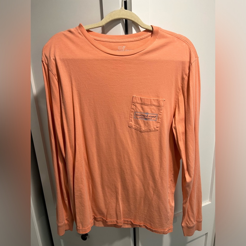 Medium peach vineyard vines long sleeve